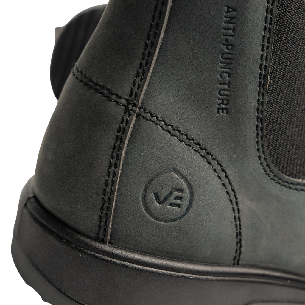 Foundry Chelsea Boot Black