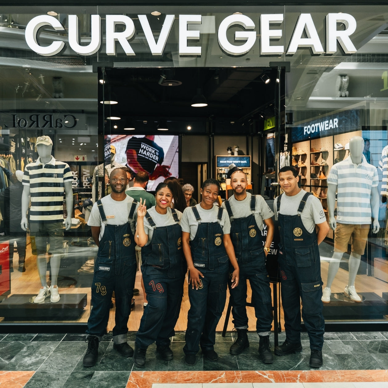 CURVE_GEAR_SHOP_THE_LOOK_BANNER_64e5e4d4-27f2-4d0f-ae36-0dd977028bde.jpg