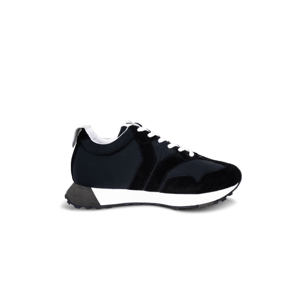 Bold Runner Black - COB Sneakers Culture Of Brave