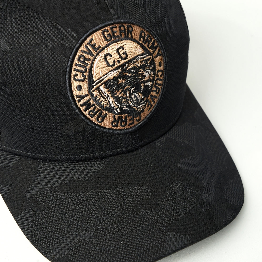 Camo Panther Cap Black & Gold - Curve Gear