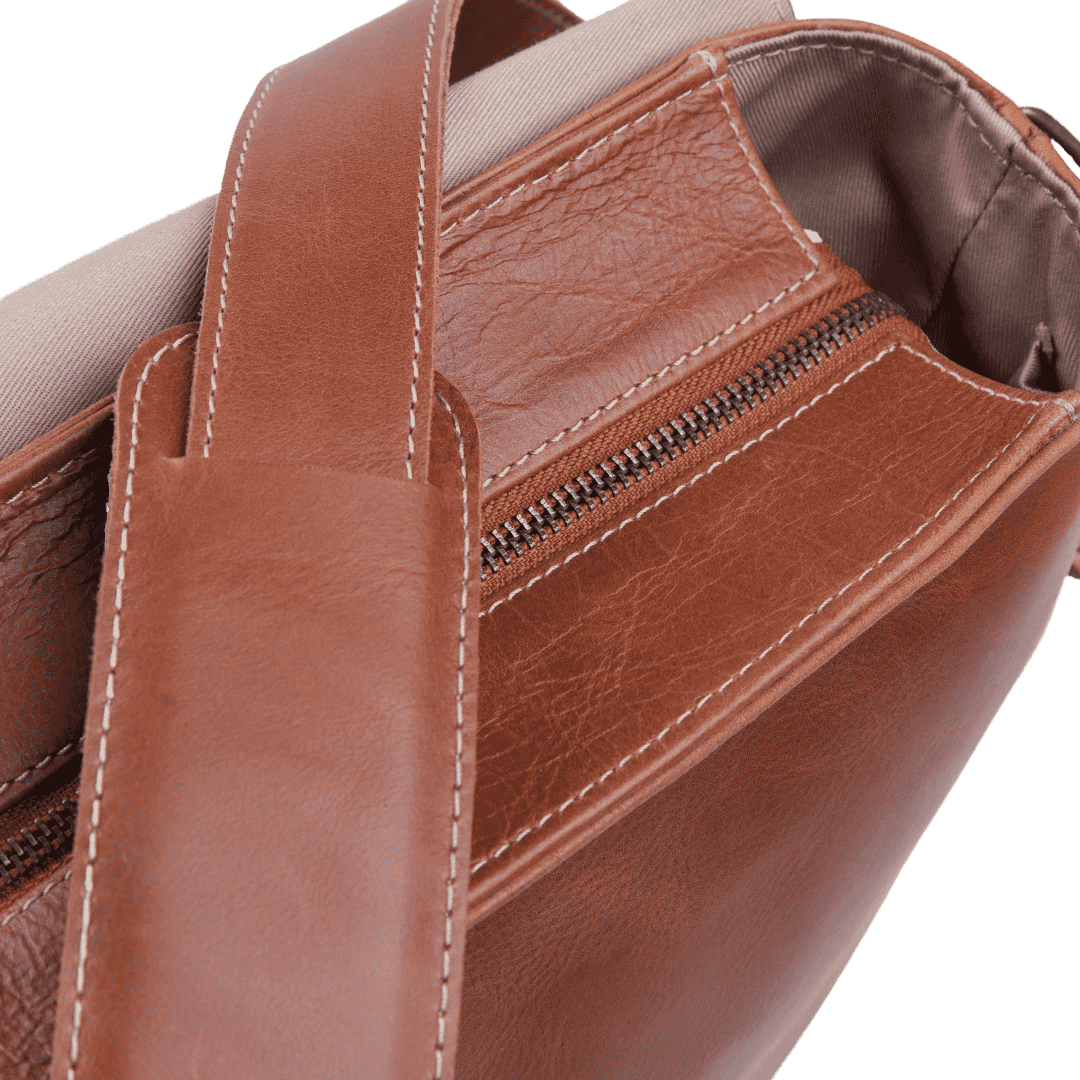 Messenger Bag Tan - Curve Gear